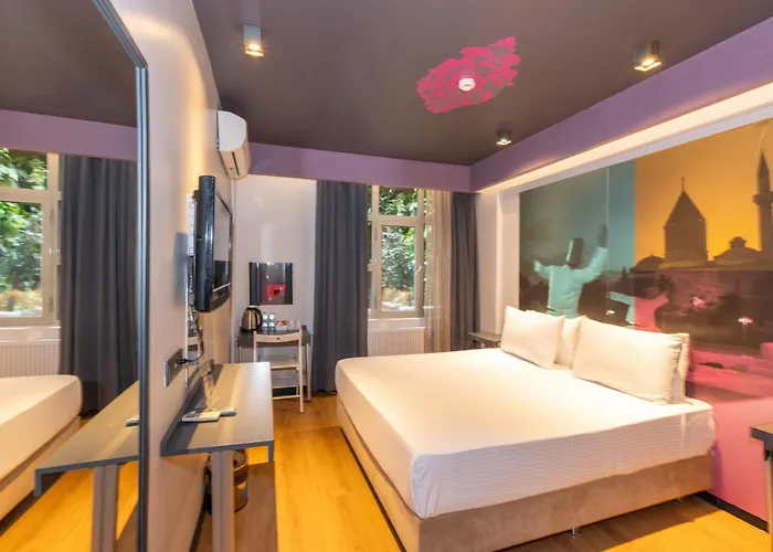 Tulip City Hotel & Spa - Istanbul Taksim Pera City Center
