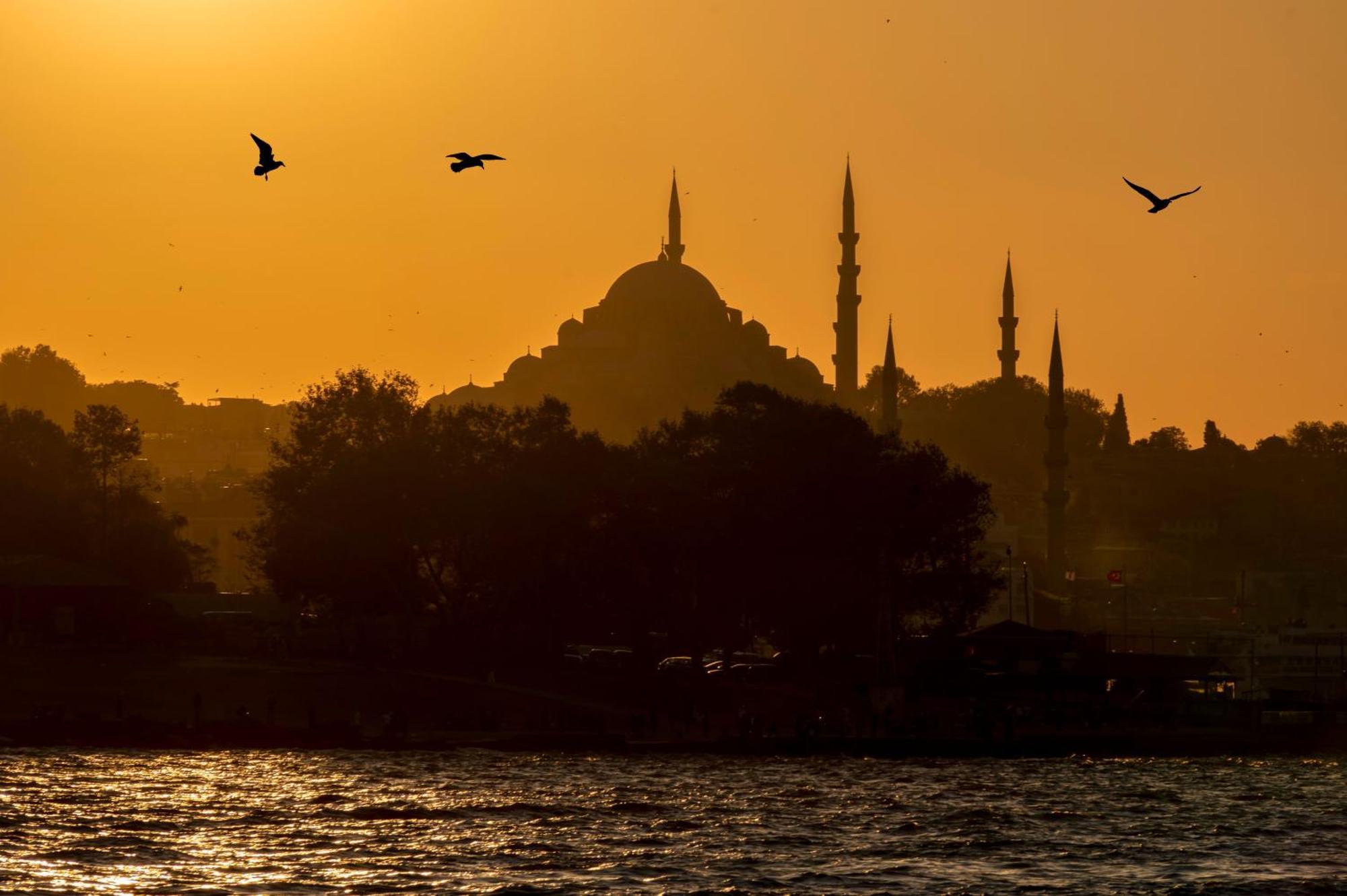 Hotel Tulip & - Taksim Pera Center Istanboel