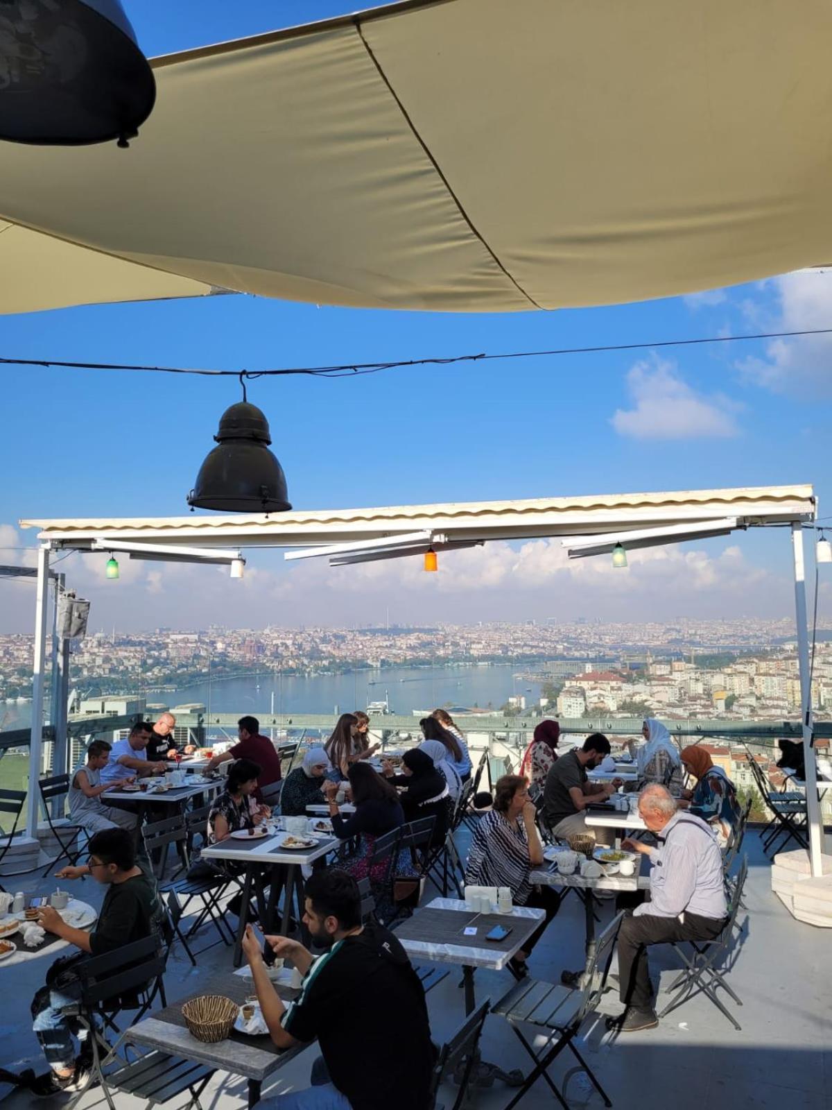 Hotel Tulip & - Taksim Pera Center 4*