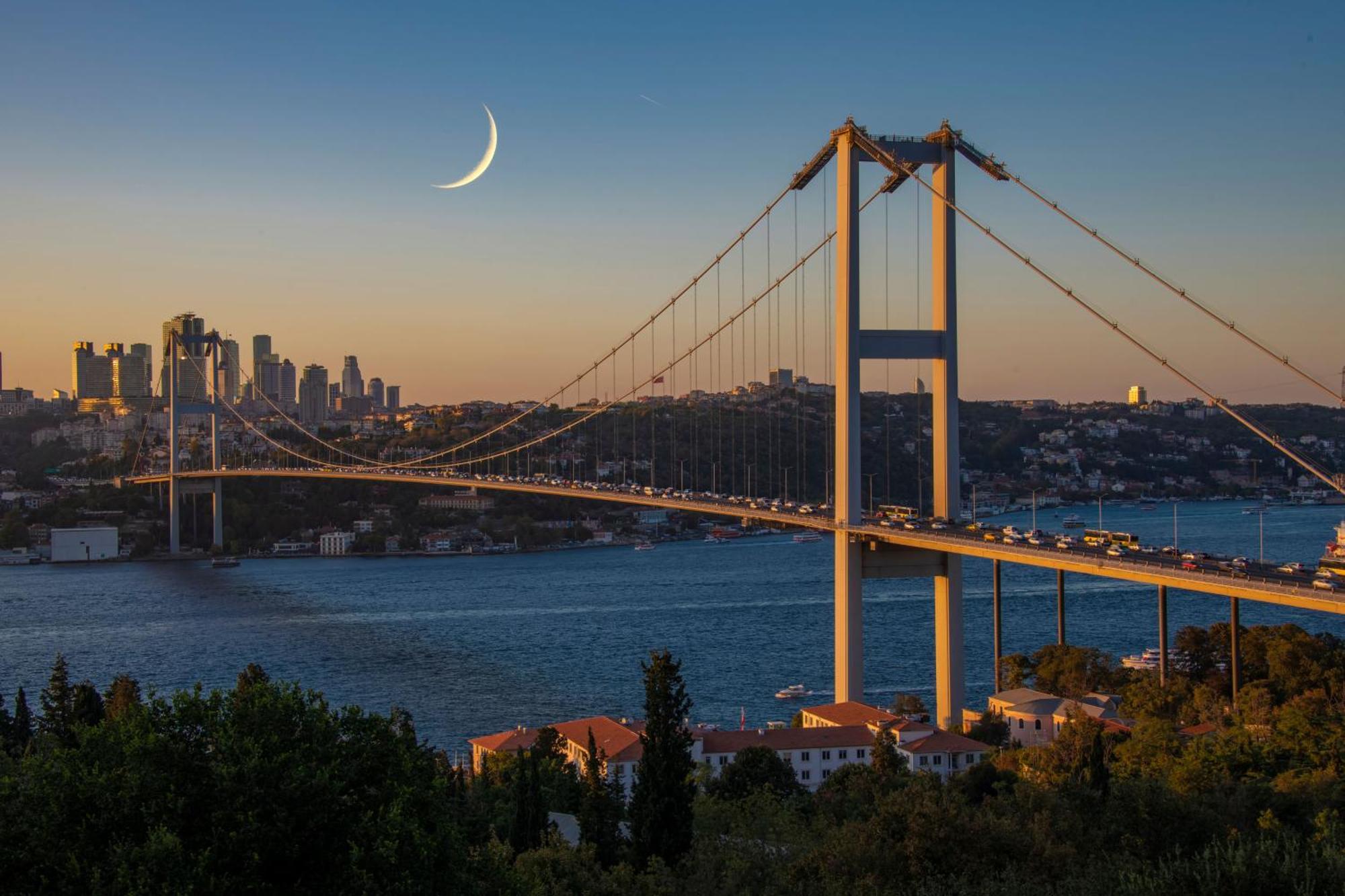 Tulip & - Taksim Pera Center